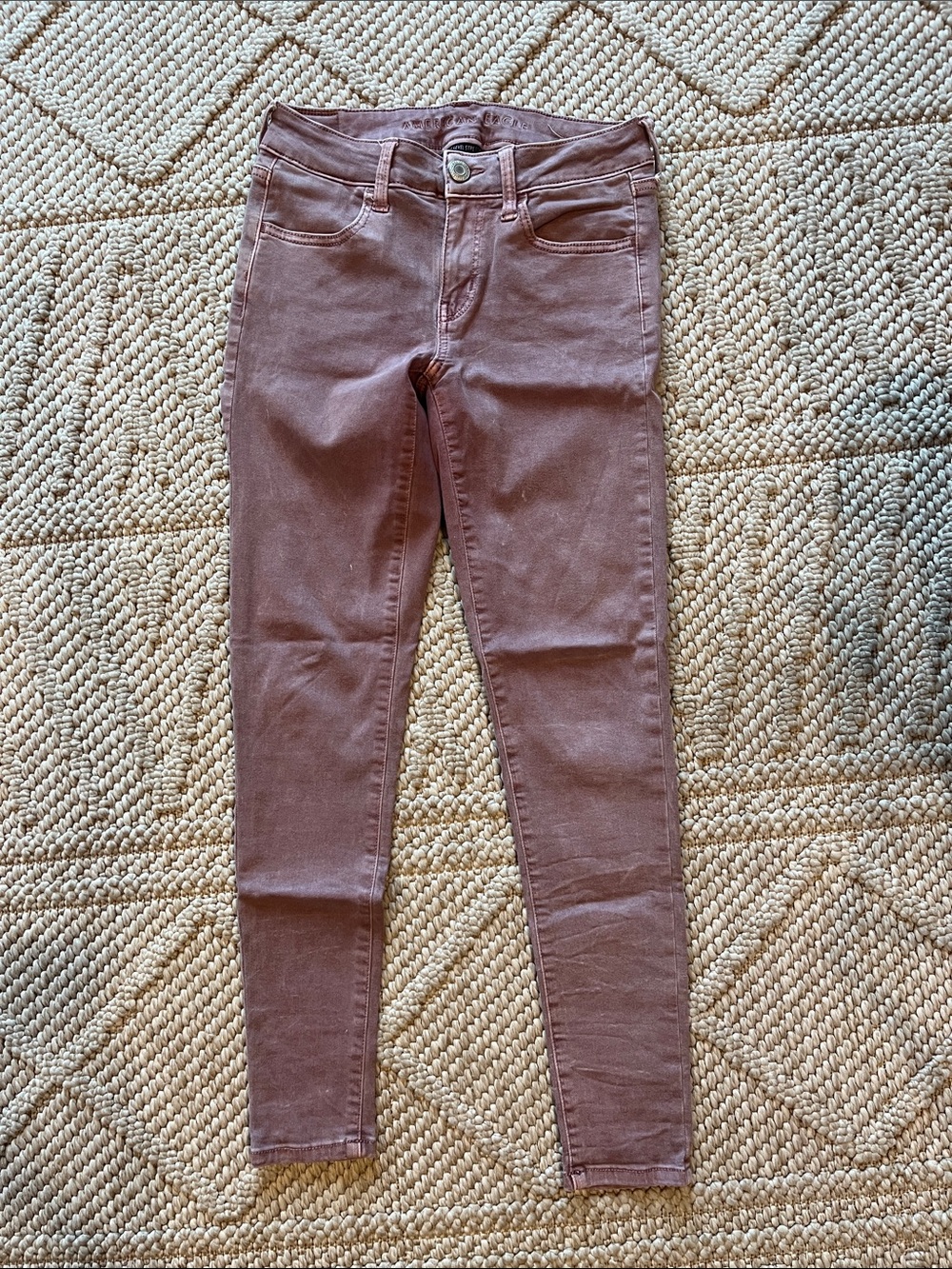 American Eagle Outfitters Skinny Jeans in Dusty Mauve